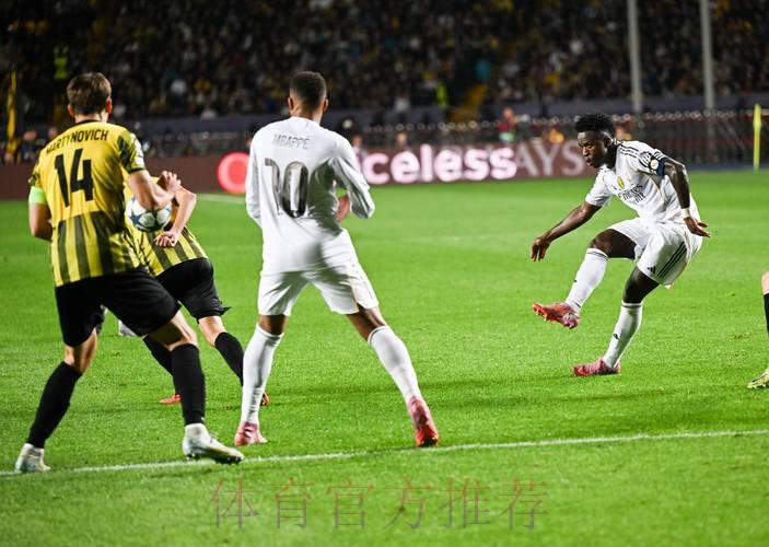 皇马官方:将直接飞去马拉加参加西班牙超级杯 皇马官方:将直接飞去马拉加参加西班牙超级杯