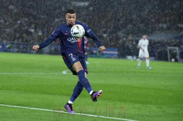 RMC:姆巴佩并未告知巴黎自己要转会加盟皇马 RMC:姆巴佩并未告知巴黎自己要转会加盟皇马